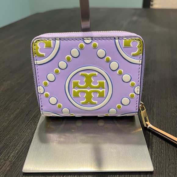 Tory Burch Embossed Monogram Bi-fold Wallet - Picture 3 of 6